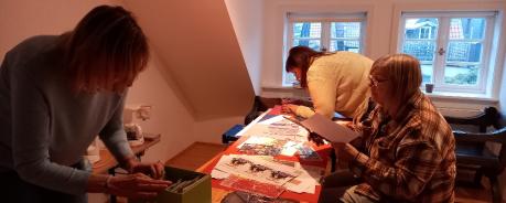 Workshop zur Ausstellung "Gesichter, Geschichten, Gemeinschaft – 30 Jahre Aidshilfe Goslar"